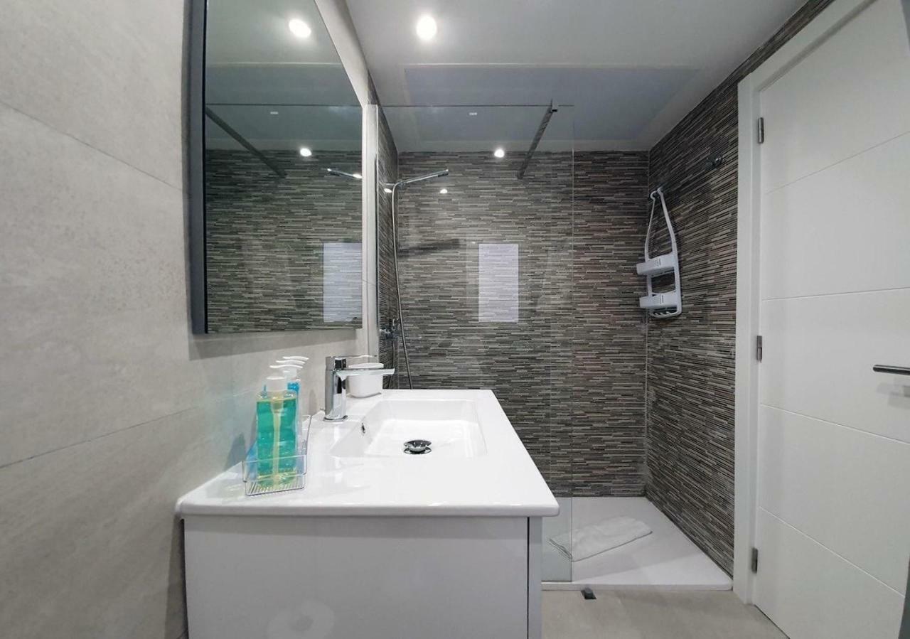 קורלחו Nice And Sunny Apartment מראה חיצוני תמונה