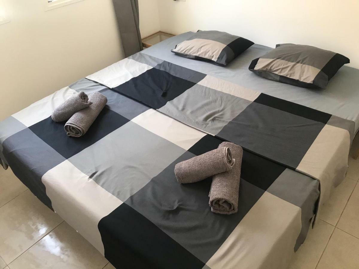 קורלחו Nice And Sunny Apartment מראה חיצוני תמונה